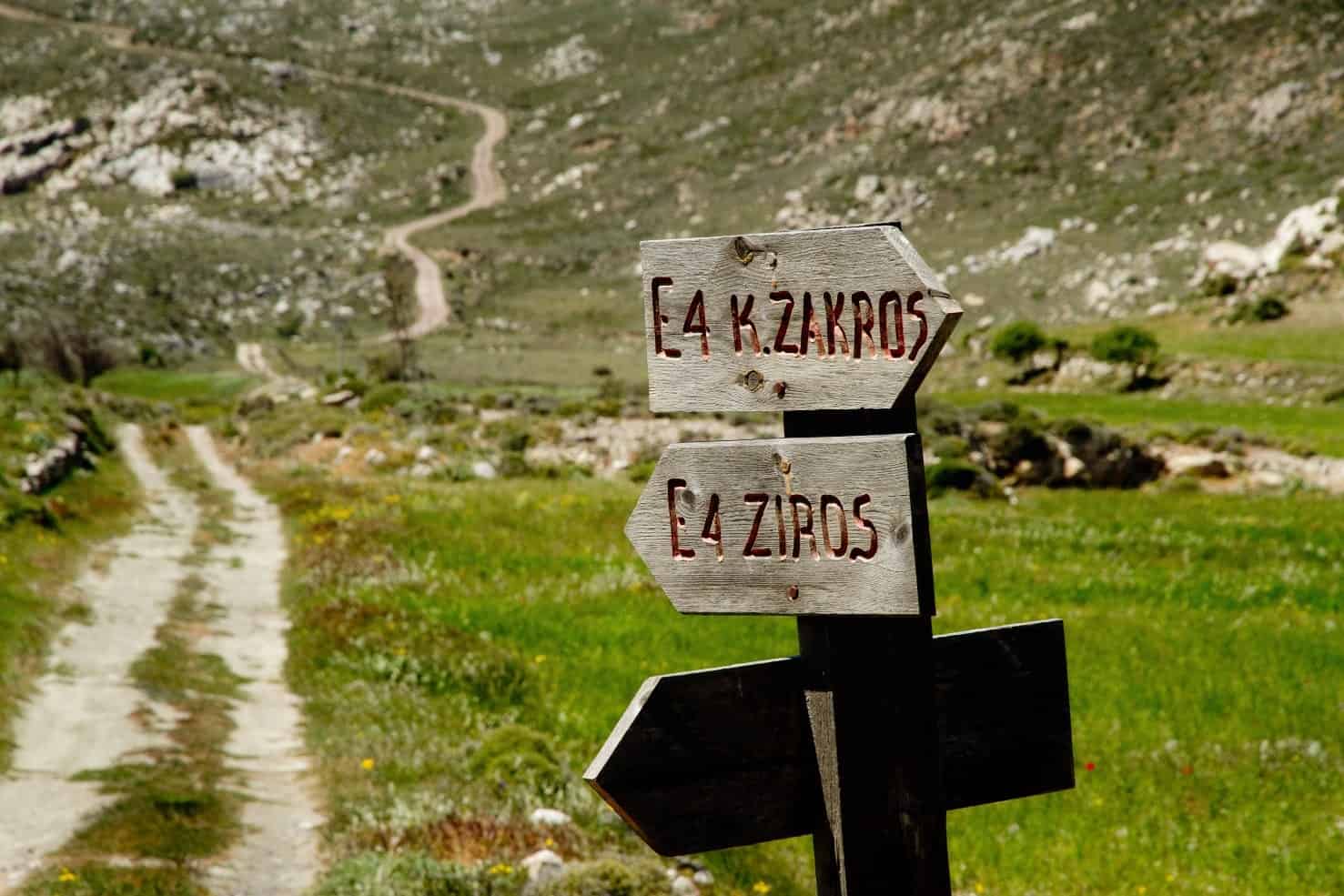 basic greek travel phrases