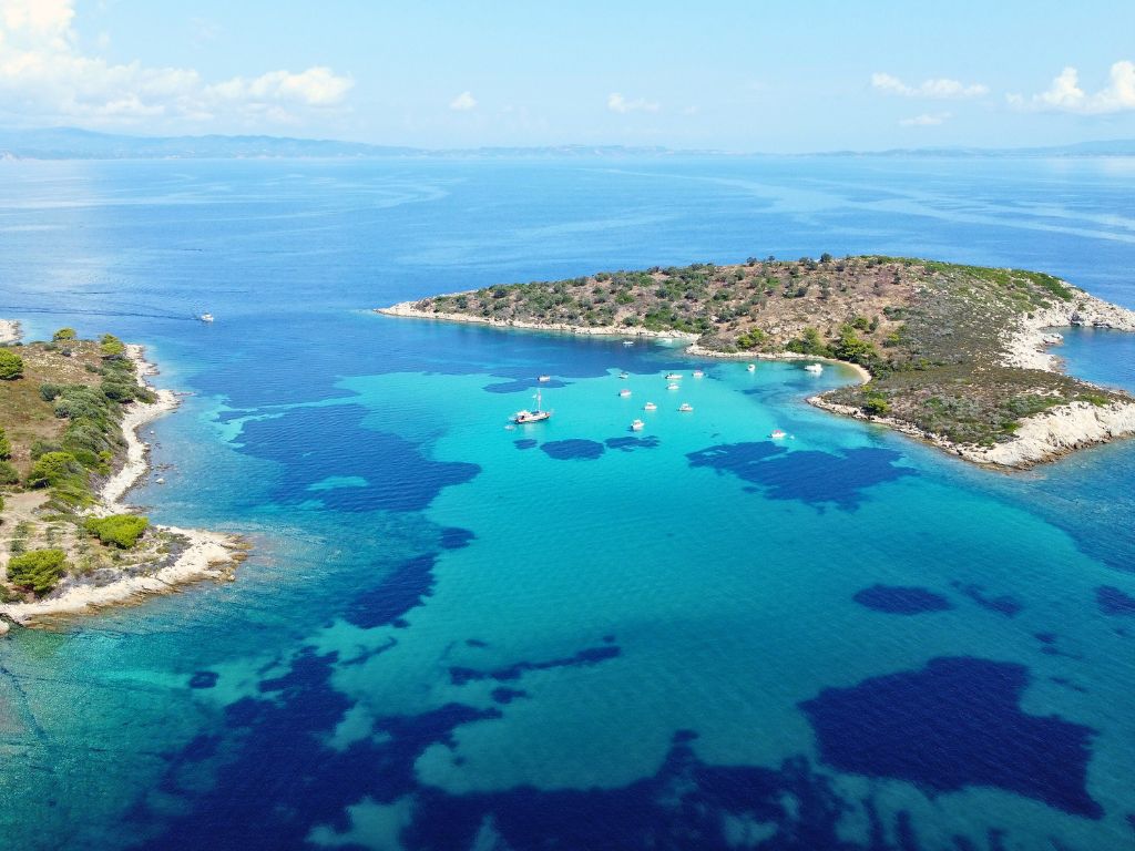 diaporos-island-blue-lagoon